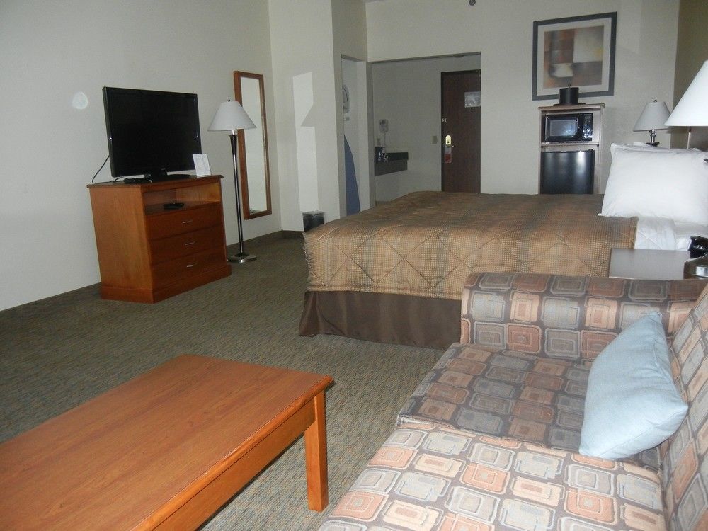 Days Inn By Wyndham Phenix City Near Fort Moore Exteriér fotografie
